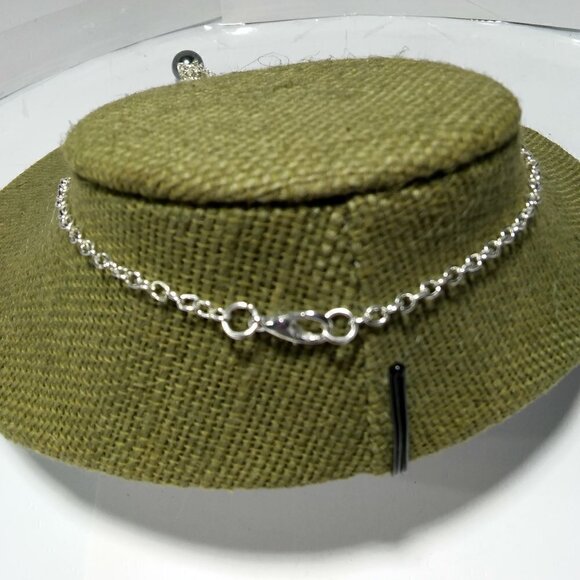 Women`s silver tone faux pearl crystal necklace. - Picture 5 of 5